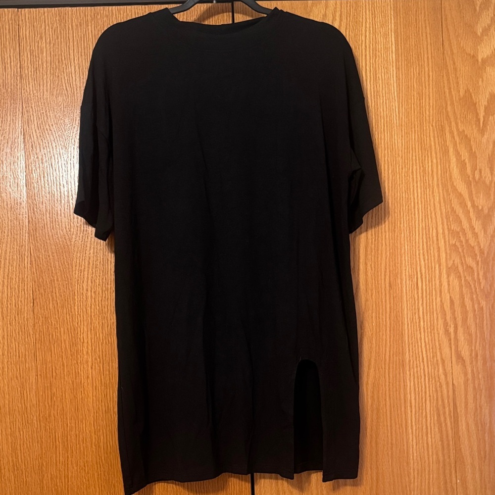 Rovena Black high slit tee shirt dress